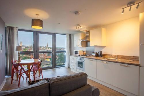 Glasgow City Centre Apartment with Stunning Views