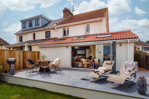 Littlefields - Stylish, Modern Cottage With Large Garden, Close To Beach, Seaton, Devon