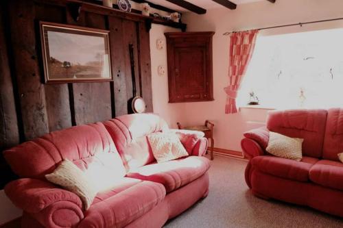 Beautiful country cottage with log burner