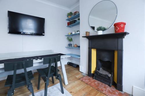 GuestReady - Charming Family Townhouse 4 mins from Harringay Green Lane