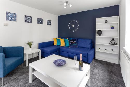 Courtier House - Sleeps 8 - Great Location!, Liverpool, Merseyside