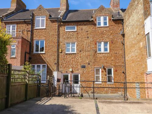 Flat 3, 4 St Edmunds Terrace