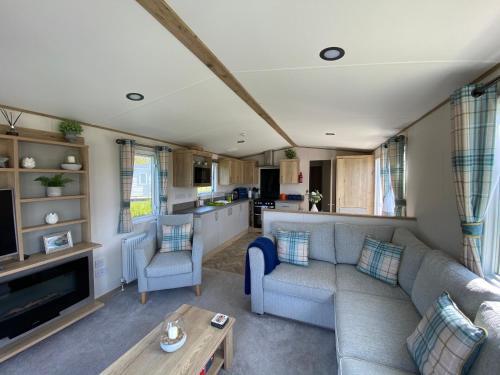 Luxury Cornish Holiday Accommodation with Sea View, Kilkhampton, Cornwall