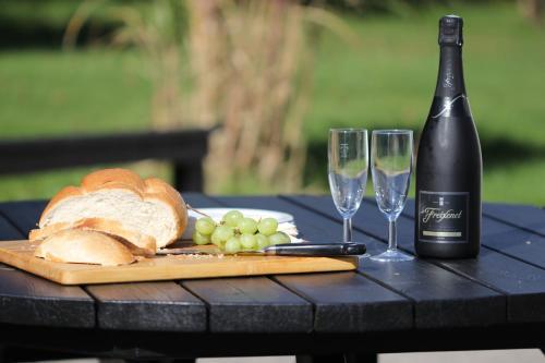 Rural tranquillity just 2-miles from Newgale Beach