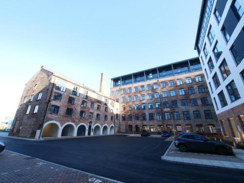 Leeds Urban Apartments - Victoria Riverside