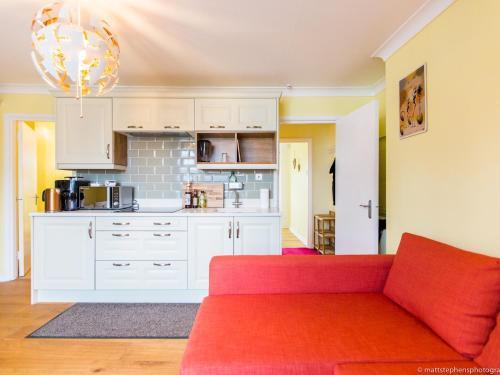 Pass the Keys - Perfectly Delightful 2BDR in the heart of Brighton