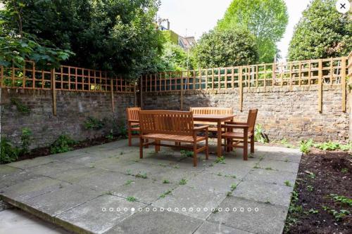 Architecturally designed Portobello Pad