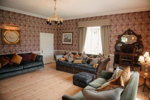 Bolam Chateau Sleeps 20