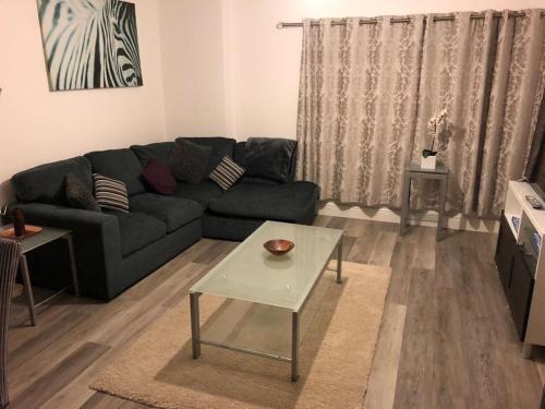 Modern 2-Bed Apartment by Cabot Circus Bristol, Bristol, Bristol