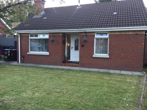 Immaculate Relaxing 2 Bed House to Enjoy, Newtownabbey, Antrim & Newtownabbey