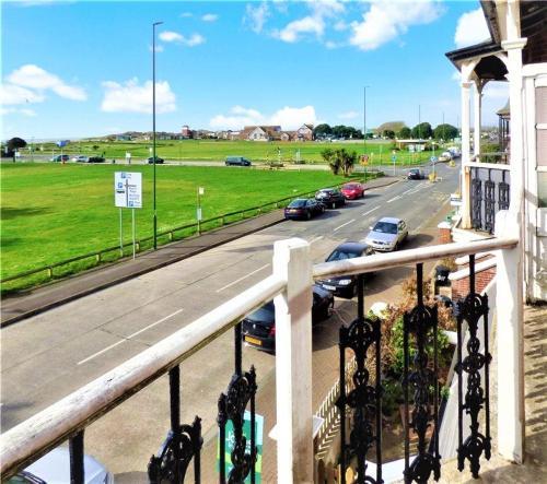 Beachfront SEA-VIEW apartment & BALCONY