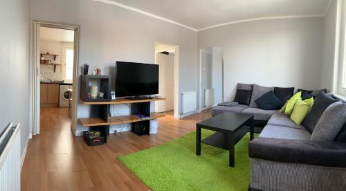 Maria- Bright and Modern City Center Apartment ., Leith, Midlothian