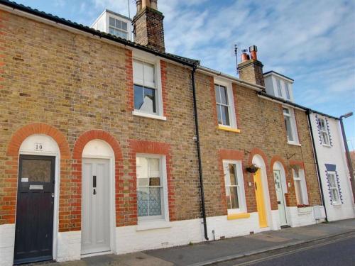 Warm Holiday home in Whitstable Kent with Central Heating, Whitstable, Kent