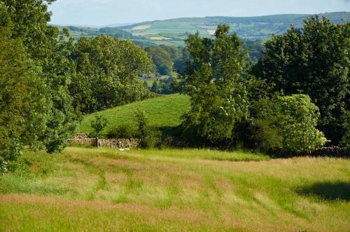 Helm Mount Lodge & Cottages