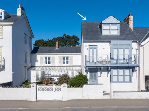 Magnificent holiday home in Instow with Private Terrace, Appledore, Devon