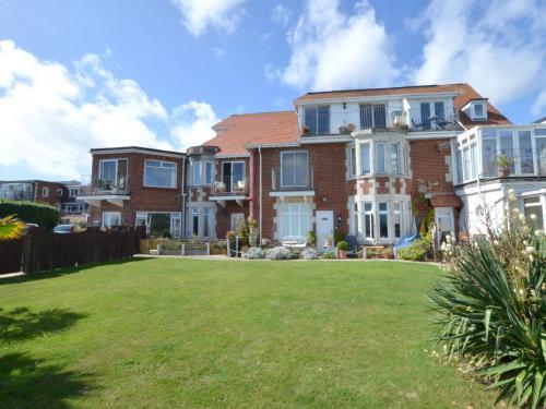 Cozy Holiday Home in Swanage with Balcony, Swanage, Dorset