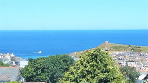 3 Orchard Walls, St. Ives, Cornwall