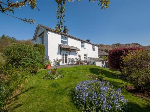 Comfortable Holiday Home with Manicured Garden at Elterwater, Elterwater, Cumbria