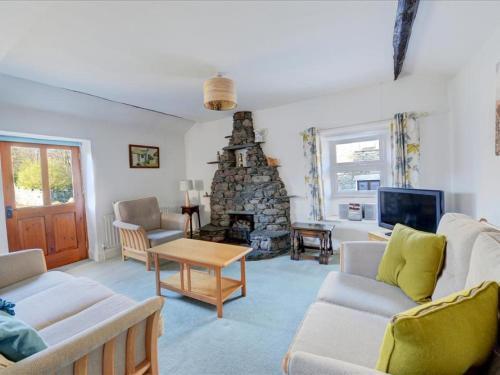 Comfortable Holiday Home with Manicured Garden at Elterwater