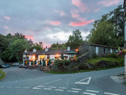 Cozy Holiday Home with Swimming Pool at Elterwater