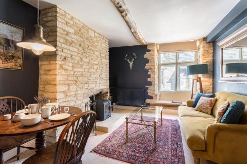 Cirencester Villa Sleeps 3 WiFi