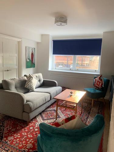 Spacious Shoreditch apartment, London, London