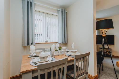 Your Home From Home - Modern 1 bed Apartment Near City Centre & Hospital