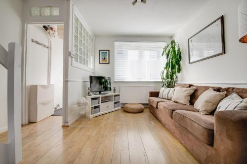 Cute 2 bed seaside house 5 min walk to Seafront, Portsmouth, Hampshire