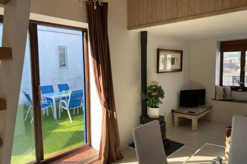 Apartment with roof terrace by historic harbour