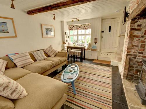 Cozy Holiday Home in Deal Kent with Garden