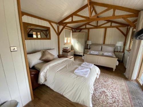 Gate House Lodge, A bespoke lodge on a working farm!