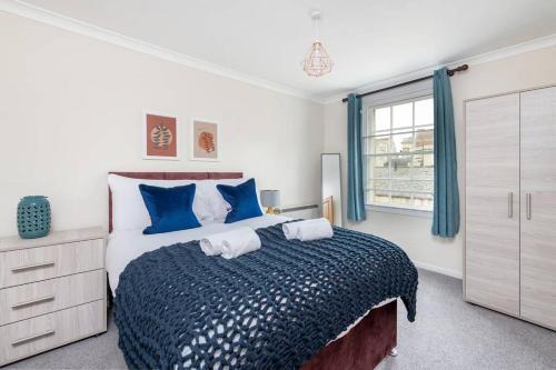 City Centre Retreat- 2 minutes from Royal Crescent