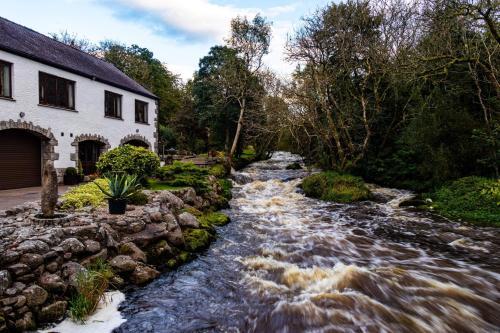 Forgemill Cottage