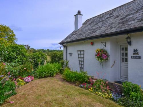 Holiday Home Caernarfon View Cottage