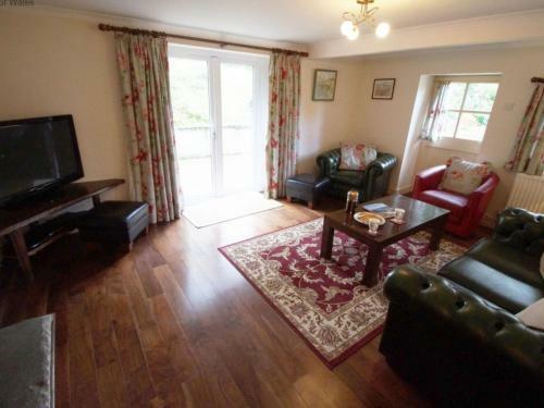 Holiday Home Bwthyn y Cwm