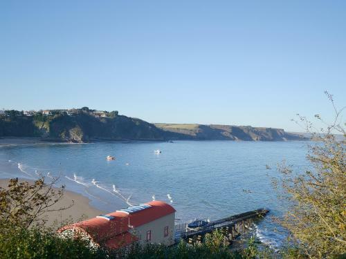 Apartment 2 - UK33239, Tenby, Pembrokeshire