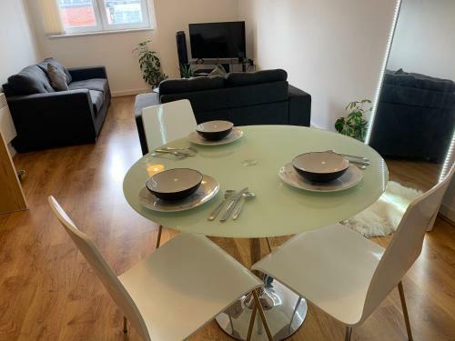 smooth 2 bed city centre apartment, Manchester, Greater Manchester