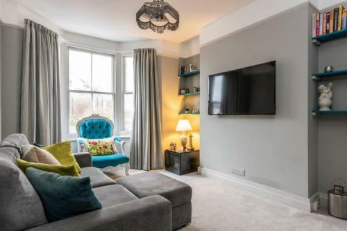 Stylish and Tasteful 2 Bedroom apartment near Preston Park, Brighton, East Sussex