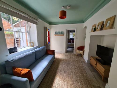 3CV Greenway Stays -Spacious, Inviting & Central, Truro, Cornwall