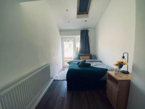 5-Bed 5-Ensuite Coventry Walsgrave M6 M69