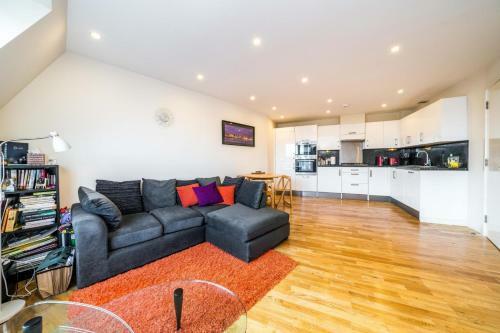 Stunning, Modern 2 Bed, 2 Bath Flat in Watford, Watford, Hertfordshire