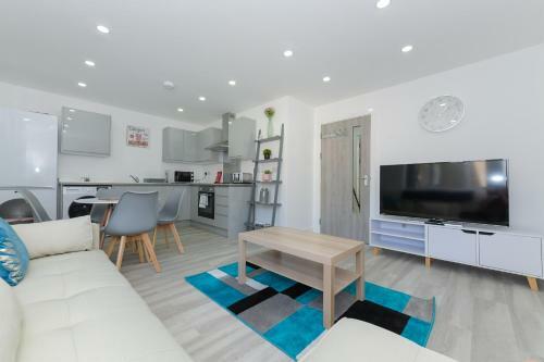 Adbolton House Apartments - Sleek, Stylish, Brand New & Low Carbon