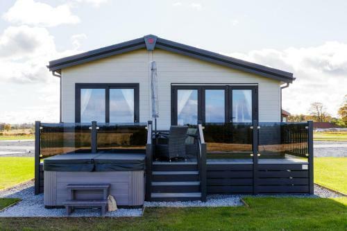 Saltire Lodge 35 with Hot Tub at 5 Star Resort