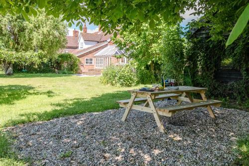 Nightingale Cottage Sudbourne, Woodbridge, Suffolk