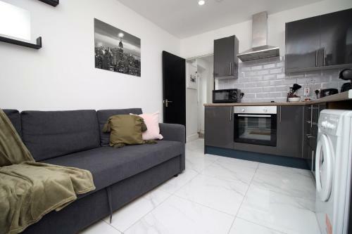 The Tavi Apartment 3 by StayBC, Cardiff, Glamorganshire