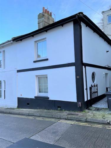 Harbour Cottage, Torquay, Devon