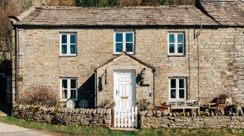 Plum Guide - The Riverside Cottage, Richmond, North Yorkshire