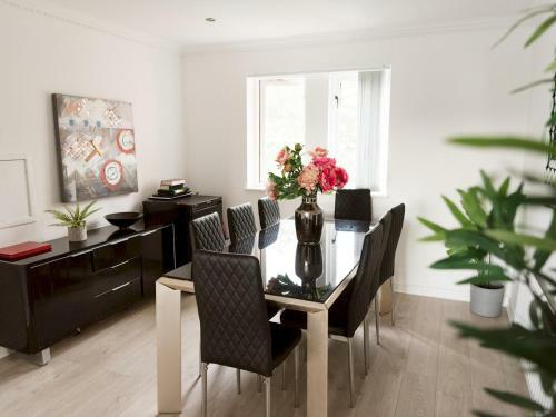 Pass the Keys Townhouse Overlooking the River Clyde, sleeps 10