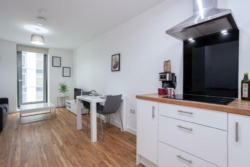 A Modern and Trendy 1 Bed Apartment in Media City