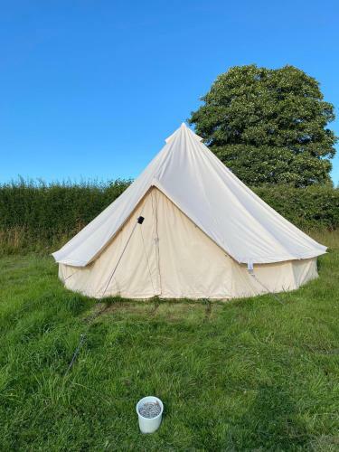 Boutique Bell Tent- Camp Quiet Mountain North Wales